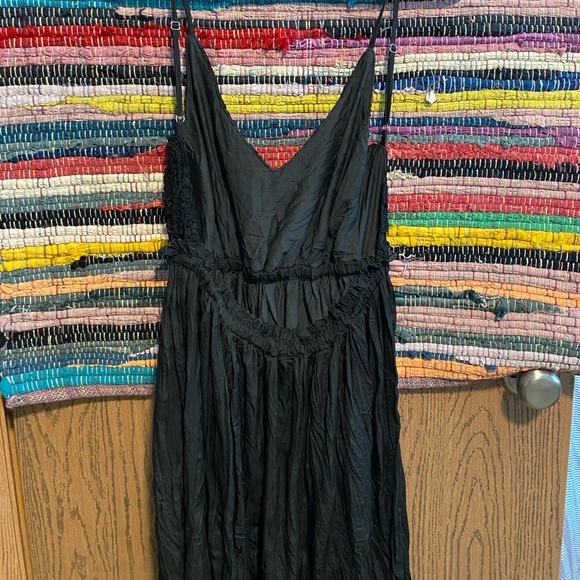 BACKLESS MINI DRESS - Picture 4 of 4